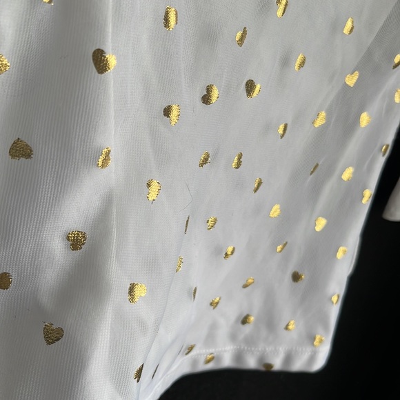 White Gold Heart mid-arm Sleeve Shirt - Picture 4 of 10